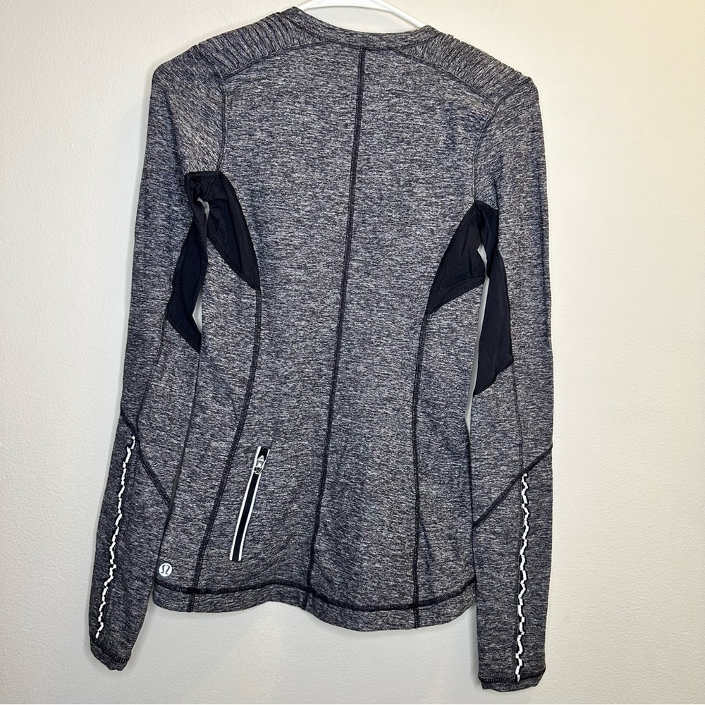 Lululemon Star Runner Women Activewear Top 4 Gray Zipped Pocket Long Sleeve Tee - Picture 2 of 6